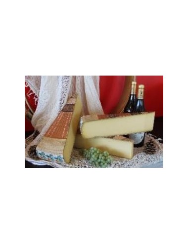 Fromage de Franche Comté AOP fruité 12 mois d'affinage (minimum)