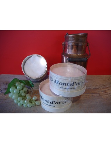 Fromage artisanal Mini Mont d'or par la fromagerie Narbief Bizot.