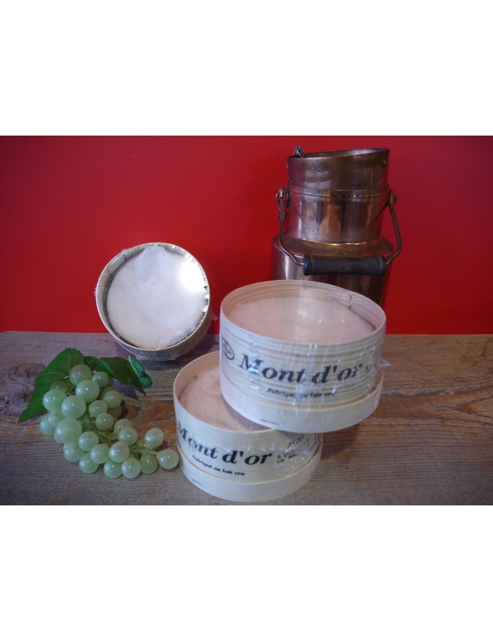 Fromage artisanal Mini Mont d'or par la fromagerie Narbief Bizot.